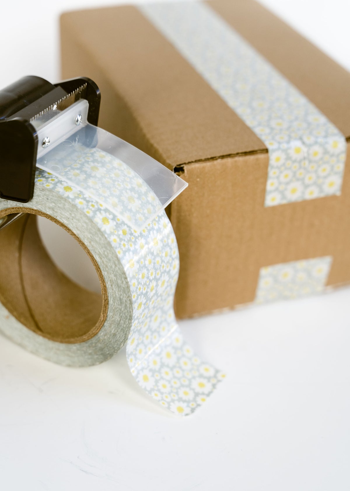 Daisy Floral Packaging Tape 2&quot;