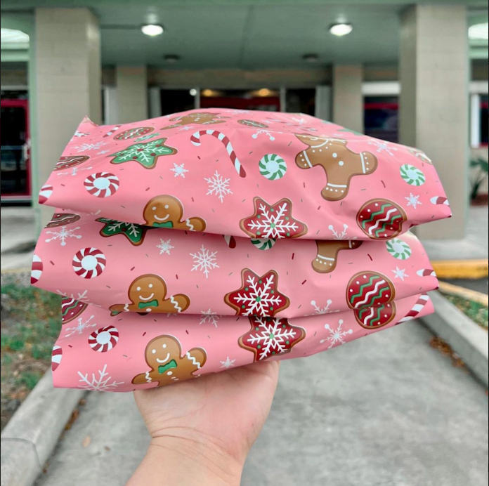 Baking Spirits Bright 10x13 Poly Mailers