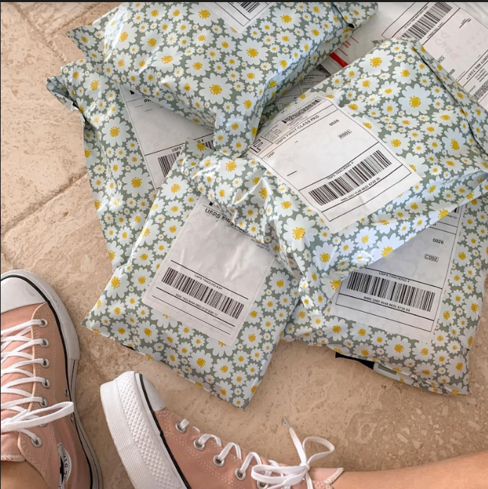 Daisy Flower Poly mailers 10&quot;x13&quot;